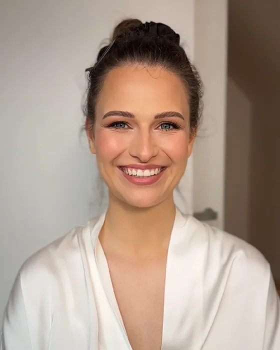 Make-up s jemnou a svěží vizáží