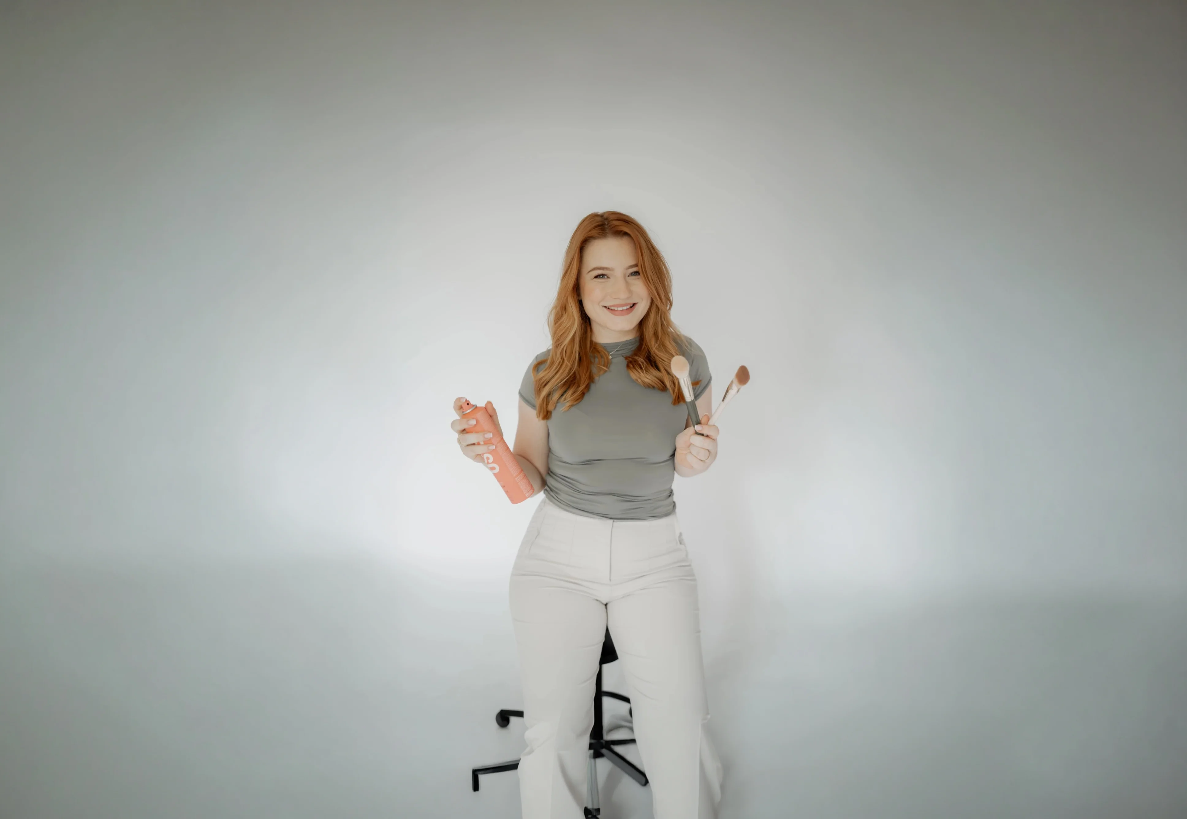 Ellen Schindlerová, make-up a hairstyling s elegantním beauty výsledkem